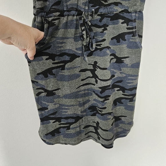 Sundry Racerback Camo Jersey dress size 0 - Picture 3 of 7